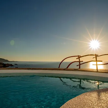 Futura Anima Sarda, Sul Tramonto Con Piscina Privata Costa Paradiso