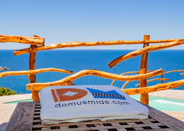 Futura Anima Sarda, Sul Tramonto Con Piscina Privata