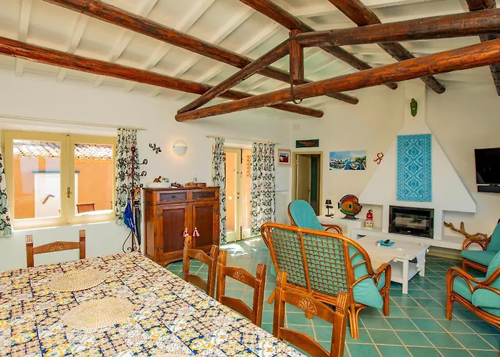 Futura Anima Sarda, Sul Tramonto Con Piscina Privata Villa Costa Paradiso